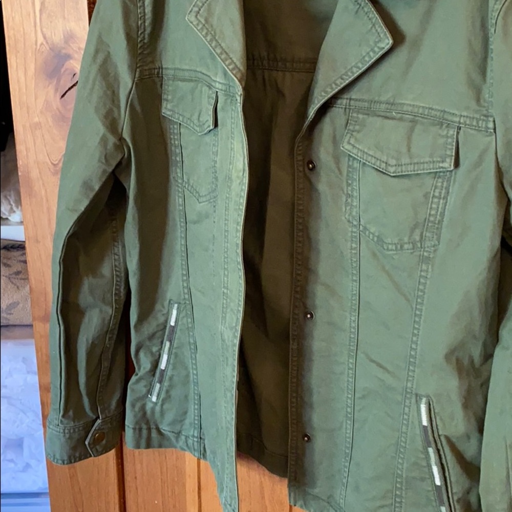 Jacket - Picture 3 of 5